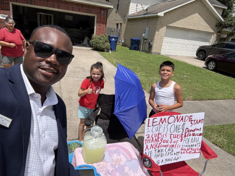 Proud to support a local young man’s lemonade stand in my district as he raised funds for his AAU team.